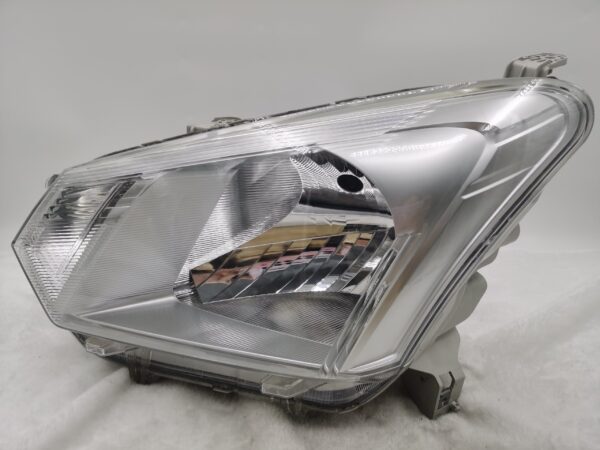 Isuzu D-MAX 2016-2019 HALOGEN L.H.S HEADLIGHT ASSEMBLY