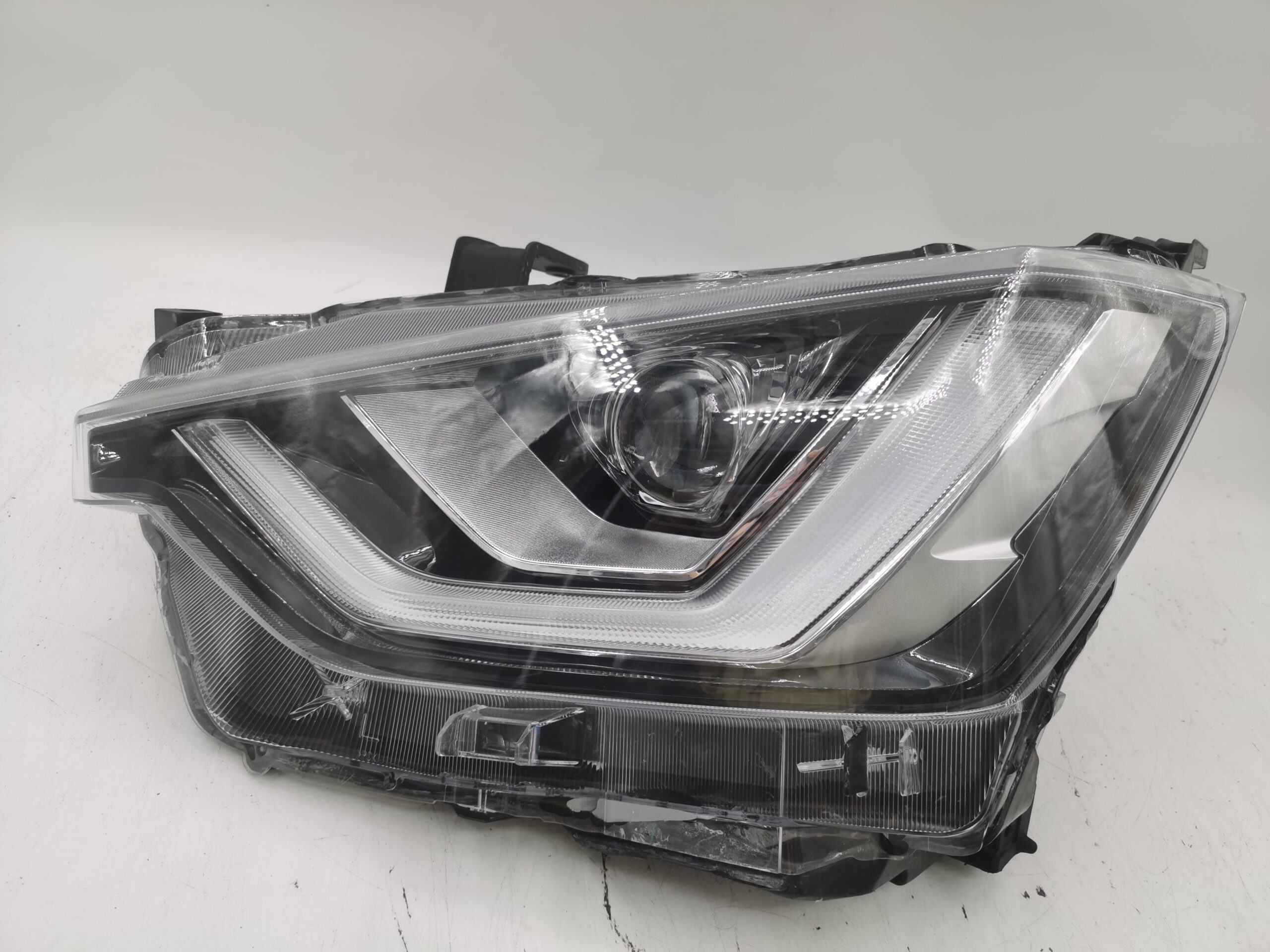 Isuzu D-MAX 2020-2023 LED L.H.S Headlight Assembly