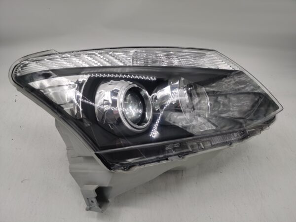 Isuzu D-MAX 2012-2015 LENS HALOGEN R.H.S HEADLIGHT ASSEMBLY