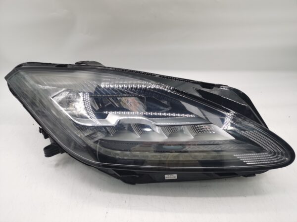 Jaguar E-PACE 2018 R.H.S HEADLIGHT ASSEMBLY