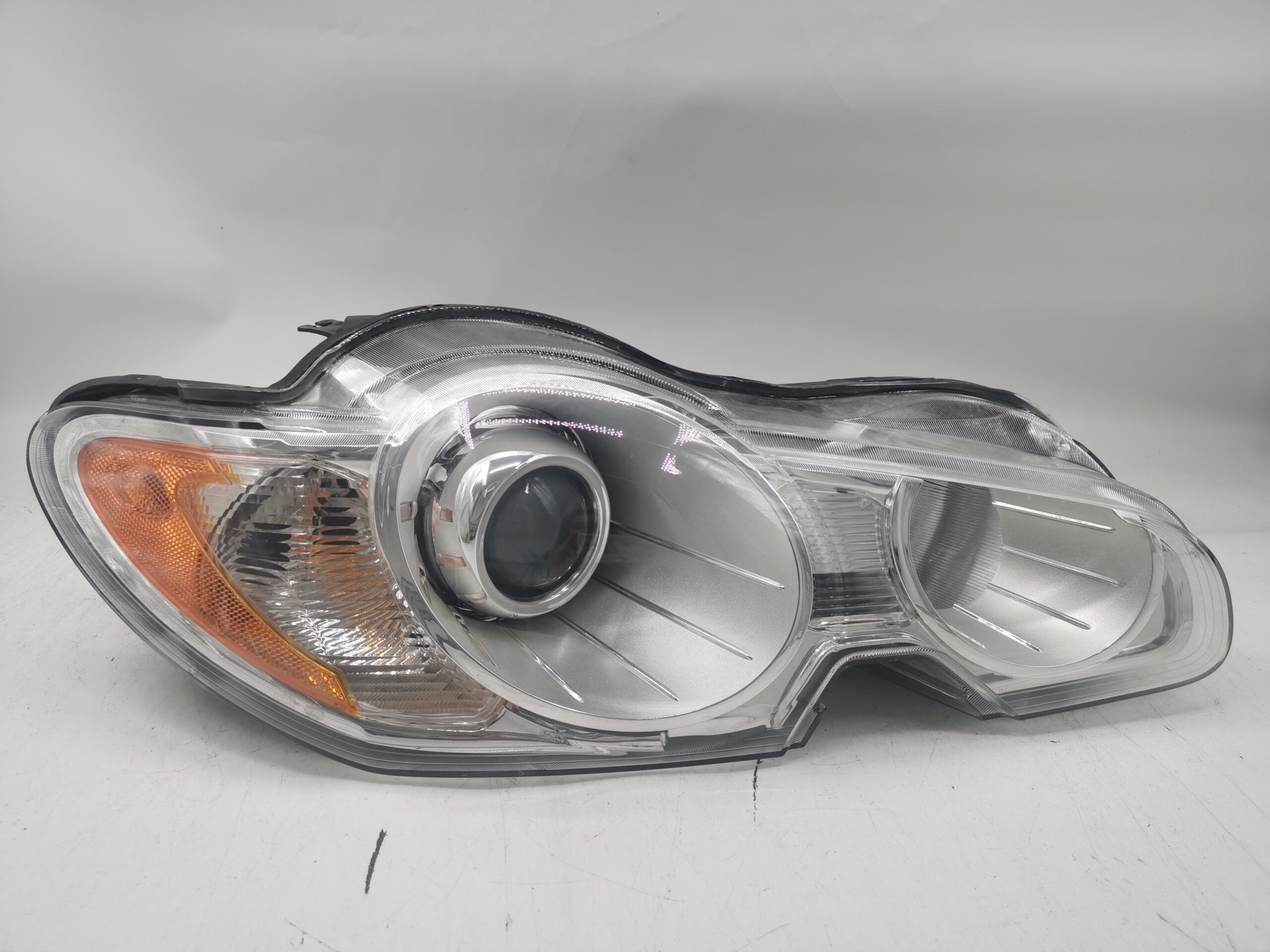 Jaguar XF 2008-2011 R.H.S HEADLIGHT ASSEMBLY