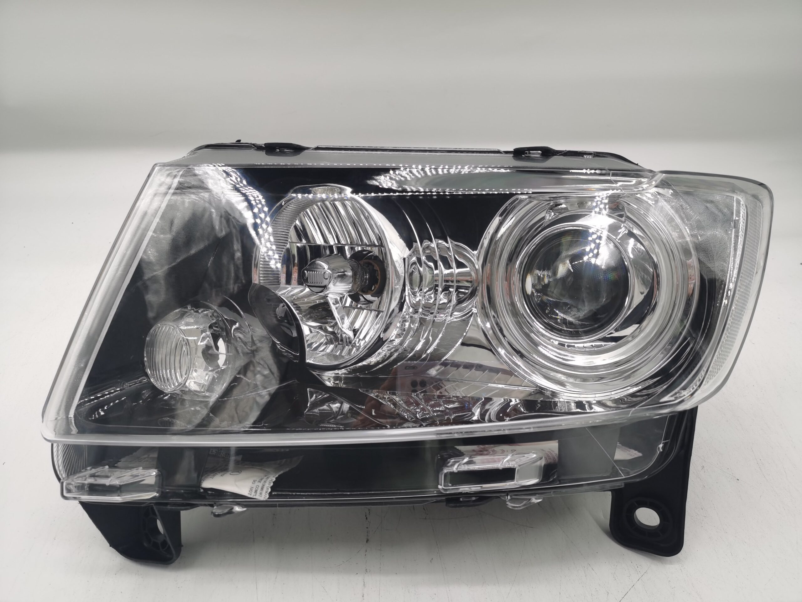 Jeep COMPASSES MK49 2011-2014 L.H.S HEADLIGHT ASSEMBLY