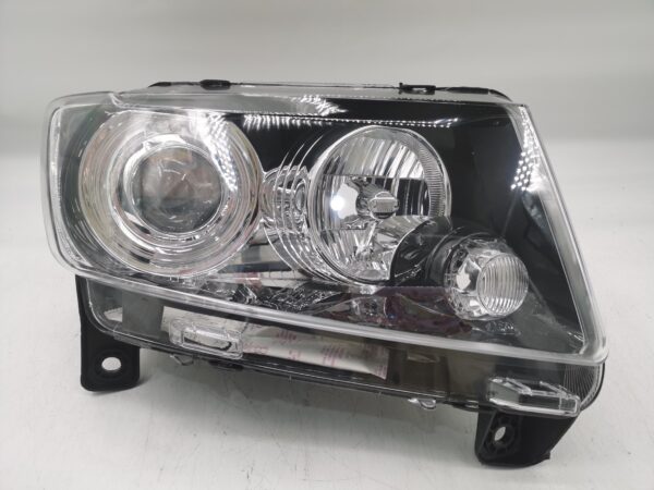 Jeep COMPASSES MK49 2011-2014 R.H.S HEADLIGHT ASSEMBLY