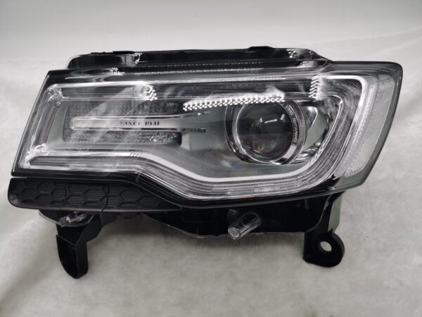 Jeep GRAND CHEROKEE 2014-2021 XENON L.H.S HEADLIGHT ASSEMBLY