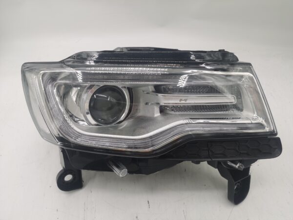 Jeep GRAND CHEROKEE 2014-2021 XENON R.H.S Headlight Assembly