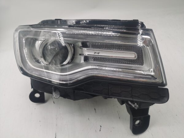 Jeep GRAND CHEROKEE 2014-2021 XENON R.H.S Headlight Assembly