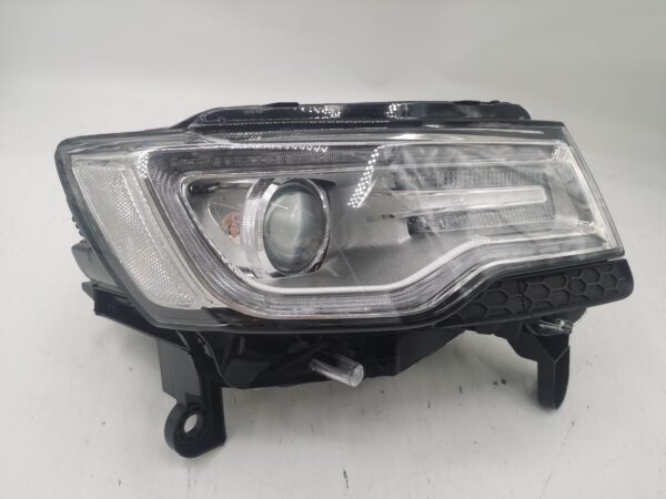 Jeep GRAND CHEROKEE 2014-2021 XENON R.H.S Headlight Assembly