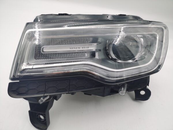 Jeep GRAND CHEROKEE 2014-2021 XENON L.H.S HEADLIGHT ASSEMBLY