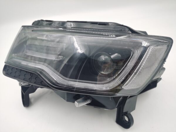 Jeep GRAND CHEROKEE 2014-2021 XENON L.H.S HEADLIGHT ASSEMBLY