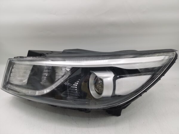 Kia CARNIVAL III 2015-2020 LENS HALOGEN L.H.S HEADLIGHT ASSEMBLY