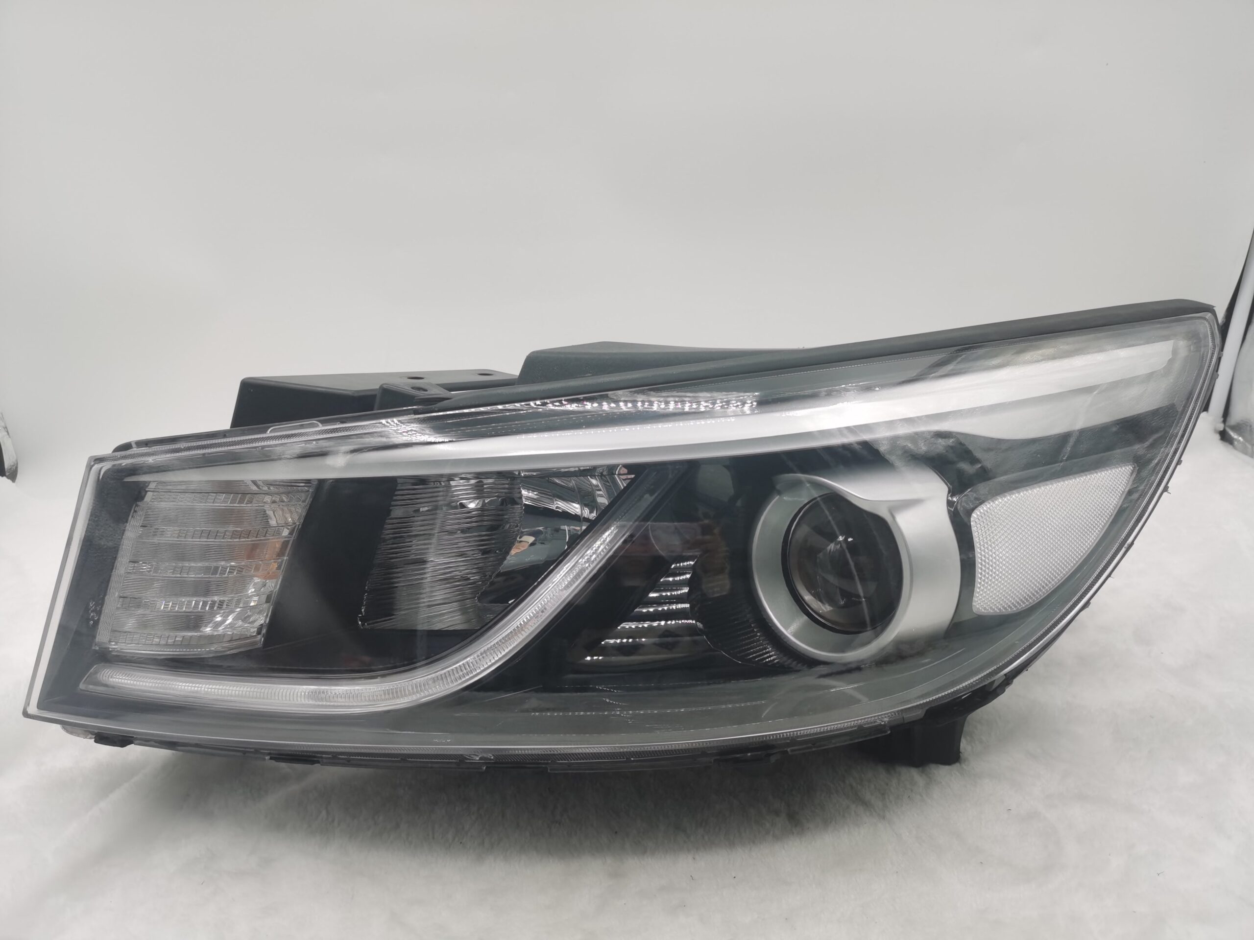 Kia CARNIVAL III 2015-2020 LENS HALOGEN L.H.S HEADLIGHT ASSEMBLY