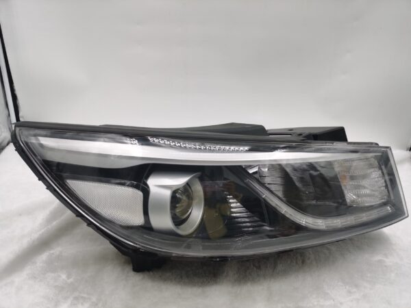 Kia CARNIVAL III 2015-2020 LENS HALOGEN R.H.S HEADLIGHT ASSEMBLY