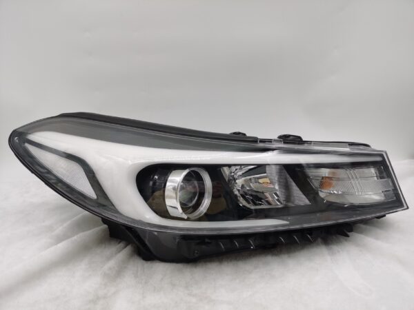 Kia CERATO 2016-2017 LENS HALOGEN R.H.S HEADLIGHT ASSEMBLY