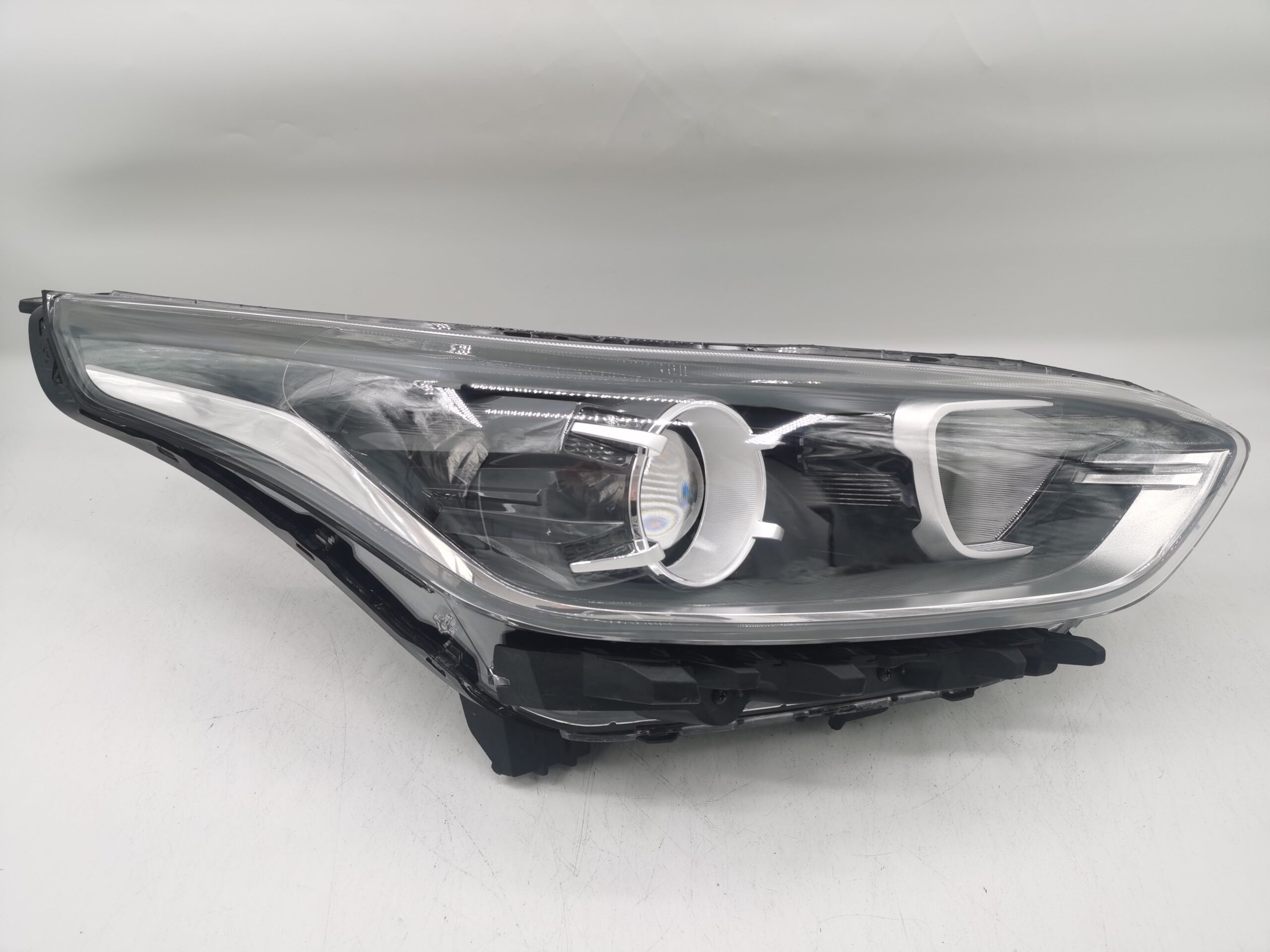 Kia CERATO 2018-2020 LENS HALOGEN R.H.S HEADLIGHT ASSEMBLY