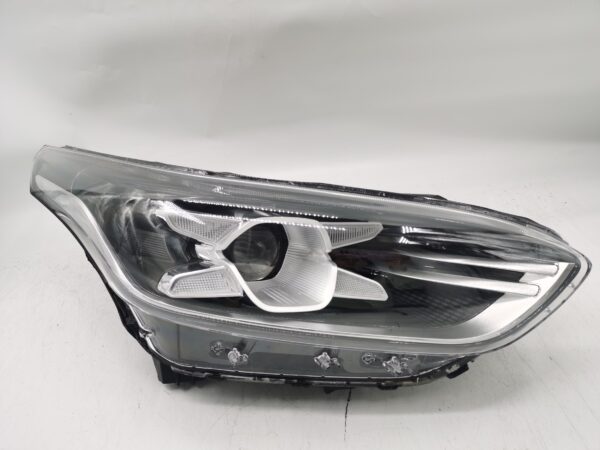 Kia CERATO 2016-2023 R.H.S HEADLIGHT ASSEMBLY