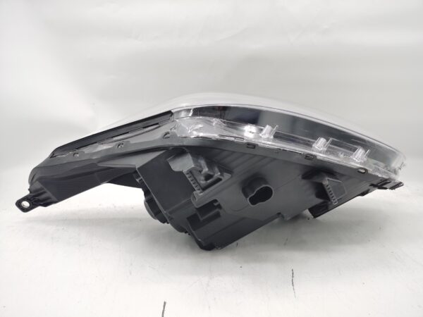 Kia CERATO 2016-2023 R.H.S HEADLIGHT ASSEMBLY