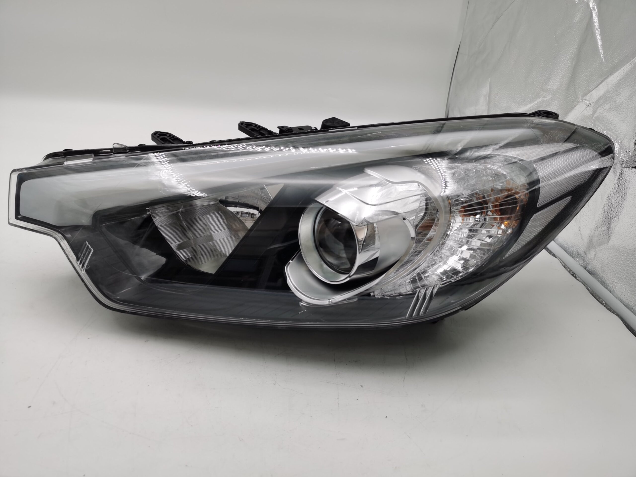 Kia CERATO(FORTE) (K3) 2013-2015 L.H.S HEADLIGHT ASSEMBLY