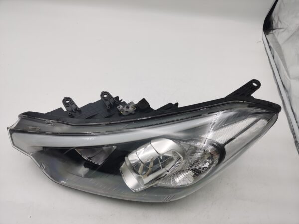 Kia CERATO(FORTE) (K3) 2013-2015 LENS HALOGEN L.H.S HEADLIGHT ASSEMBLY