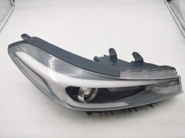 Kia CERATO 2016-2017 LENS HALOGEN R.H.S HEADLIGHT ASSEMBLY