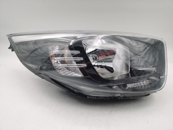 Kia PICANTO 3 2017-2021 R.H.S HEADLIGHT ASSEMBLY