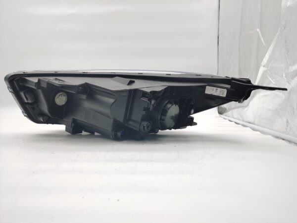 Kia RIO 2018-2020 HALOGEN R.H.S HEADLIGHT ASSEMBLY