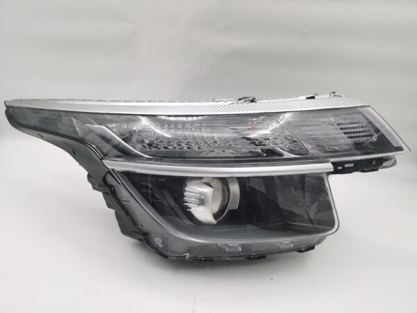 Kia SELTOS 2019 2020 R.H.S HEADLIGHT ASSEMBLY