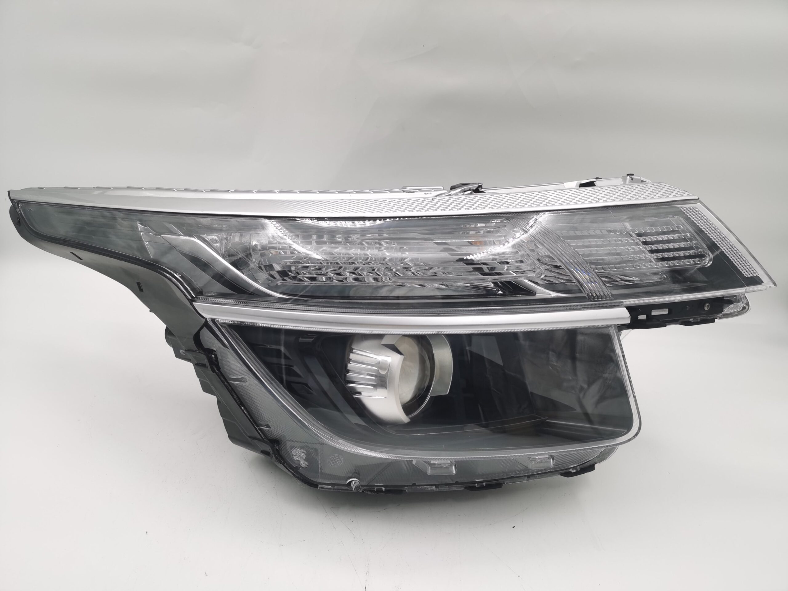 Kia SELTOS 2019-2021 R.H.S HEADLIGHT ASSEMBLY