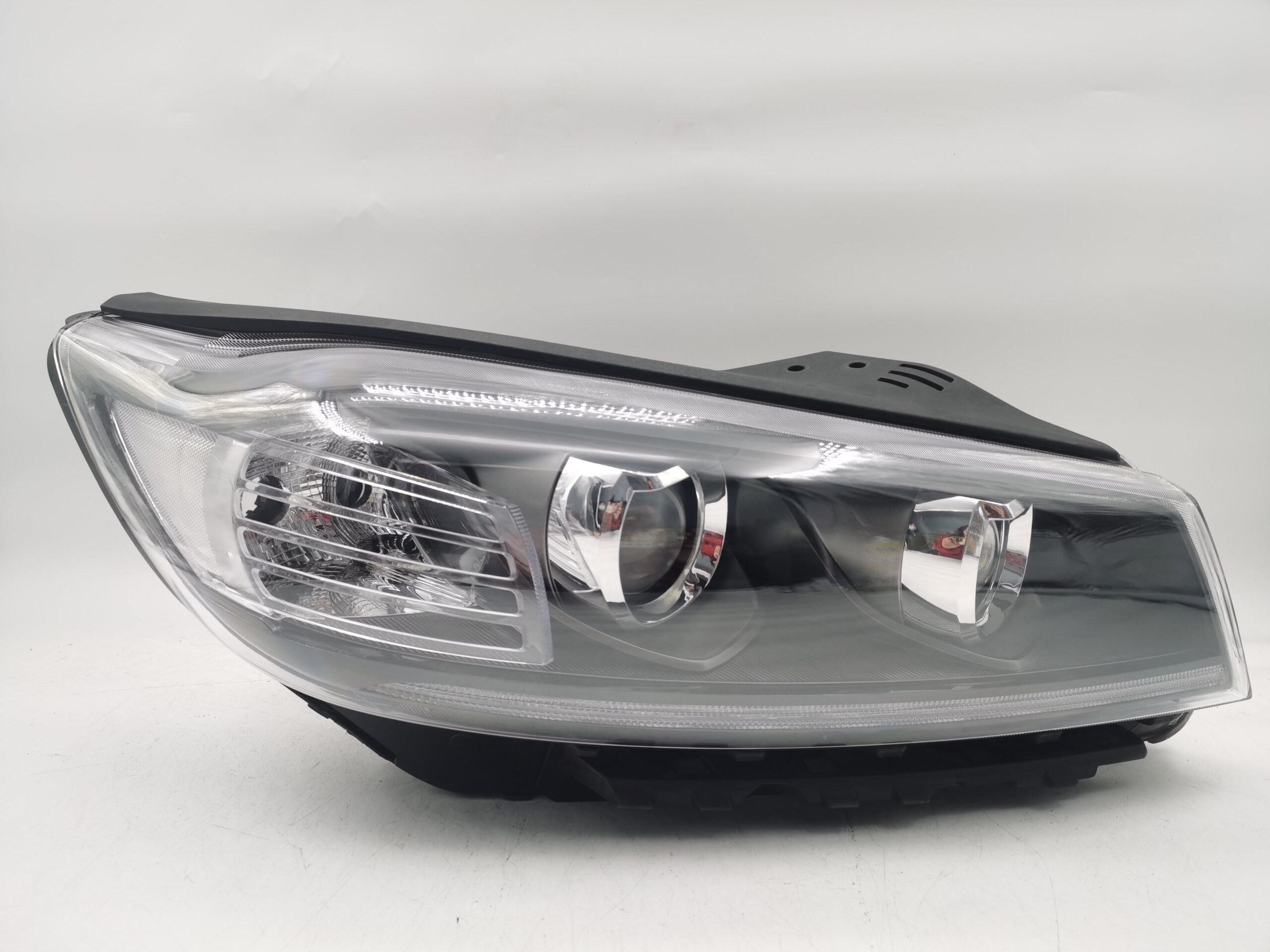 Kia SORENTO 2017-2023 R.H.S HEADLIGHT ASSEMBLY