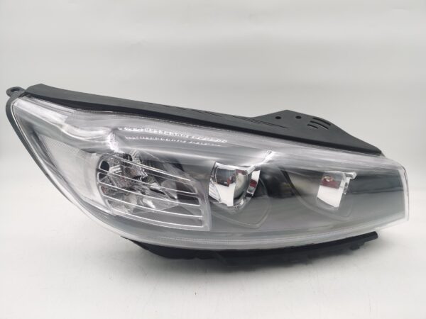 Kia SORENTO 2017-2023 R.H.S HEADLIGHT ASSEMBLY