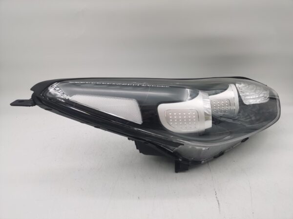 Kia SPORTAGE 2016-2021 LED R.H.S HEADLIGHT ASSEMBLY