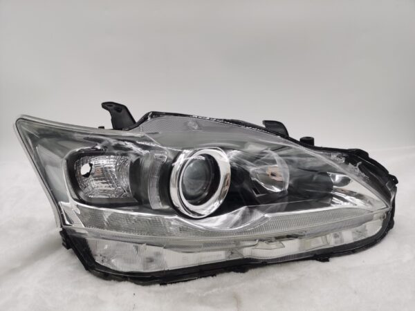 Lexus CT 200H 2011-2017 HALOGEN R.H.S HEADLIGHT ASSEMBLY