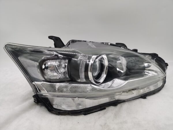 Lexus CT 200H 2011-2017 HALOGEN R.H.S HEADLIGHT ASSEMBLY