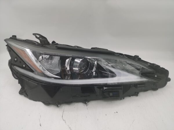 Lexus ES 300H 2019-2021 LENS  LED R.H.S HEADLIGHT ASSEMBLY