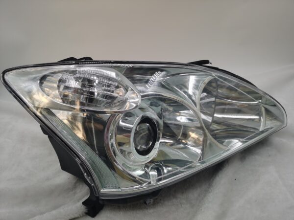 Lexus RX 330 (Toyota HARRIER) ACU30W HALOGEN 2003-2008 R.H.S Headlight Assembly