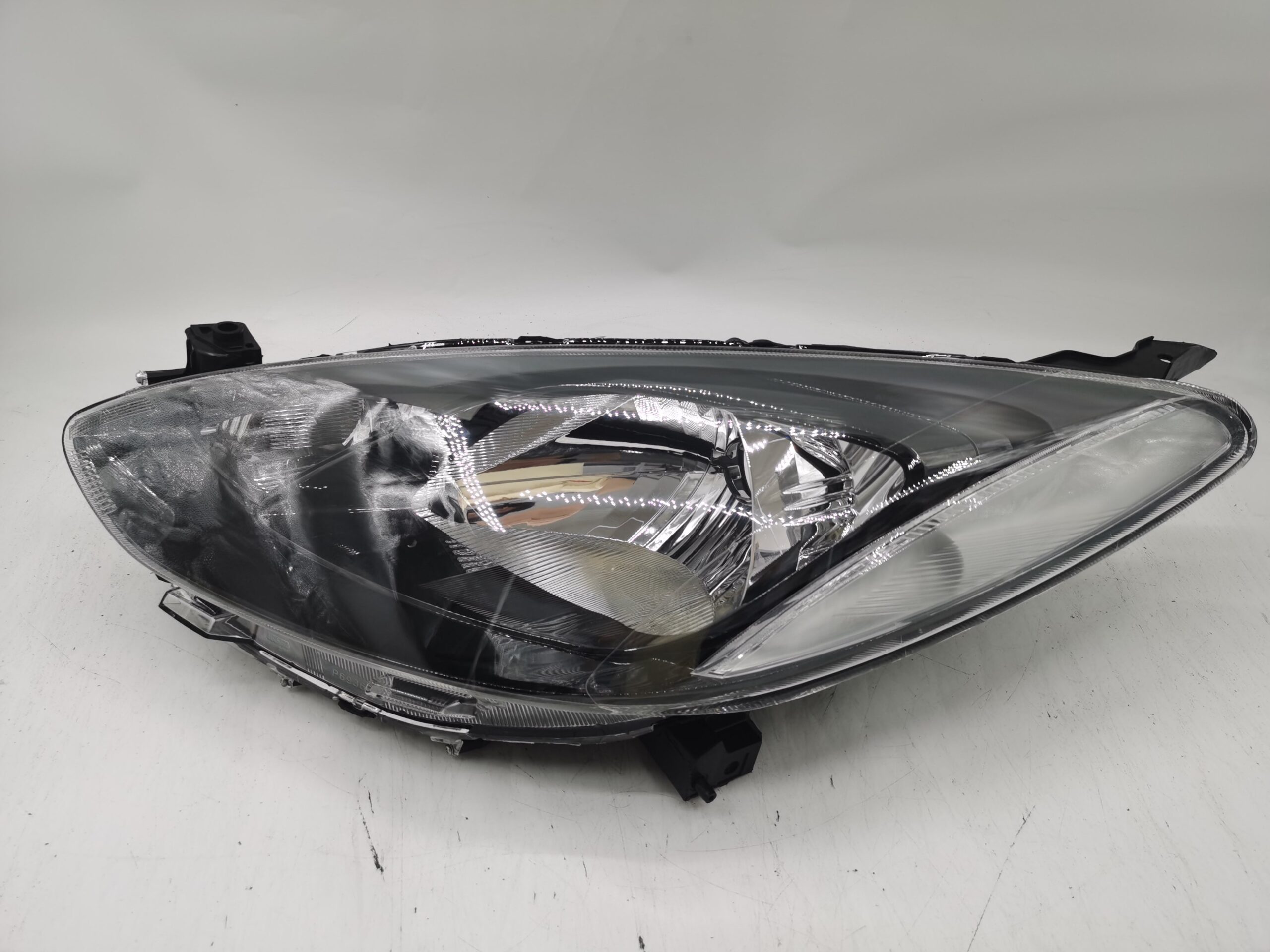 Mazda 2 2007-2013 HALOGEN L.H.S Headlight Assembly