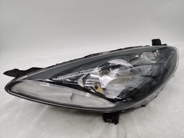 Mazda 2 2007-2013 HALOGEN R.H.S HEADLIGHT ASSEMBLY