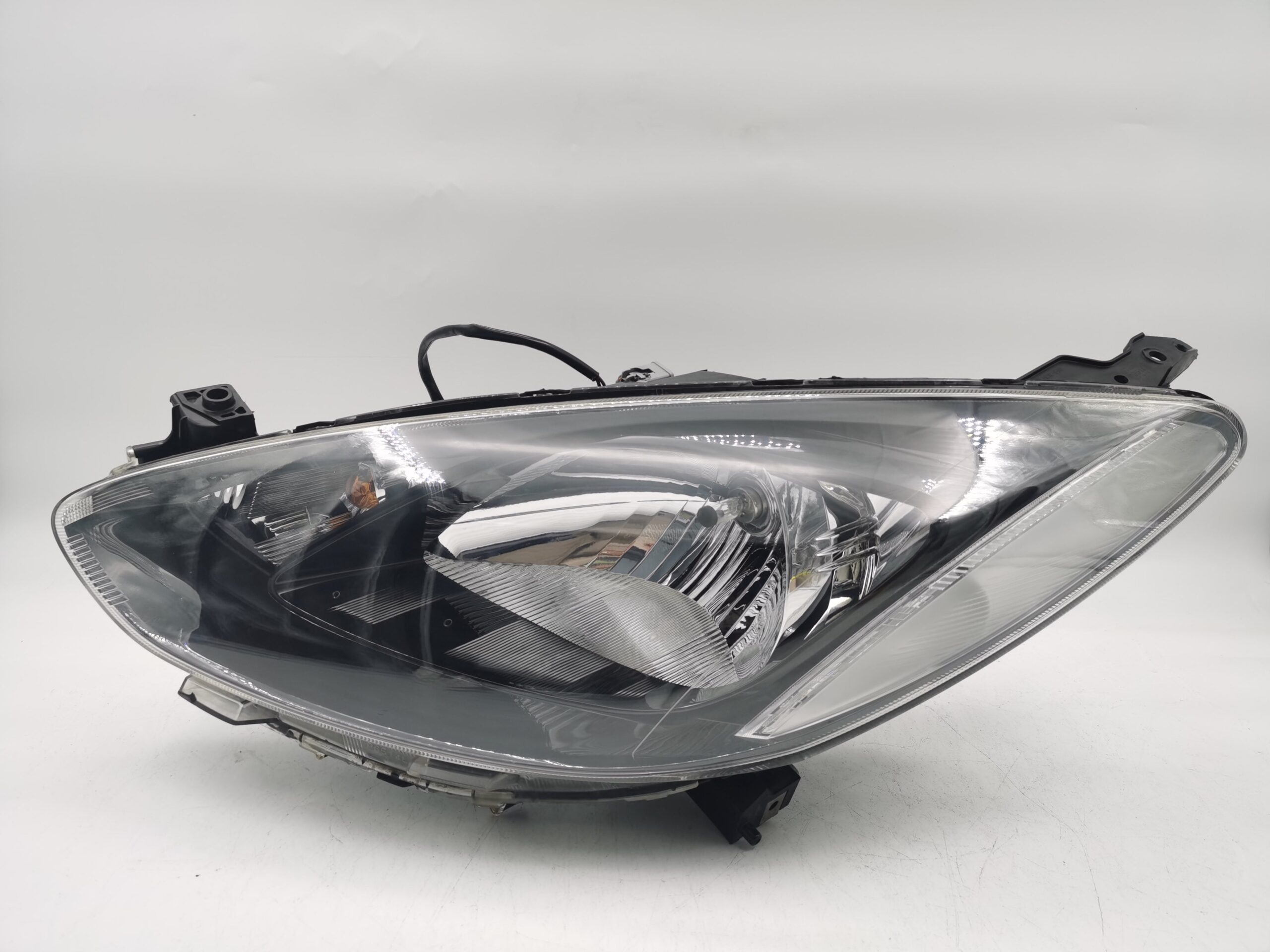 Mazda 2 2007-2013 HALOGEN L.H.S HEADLIGHT ASSEMBLY