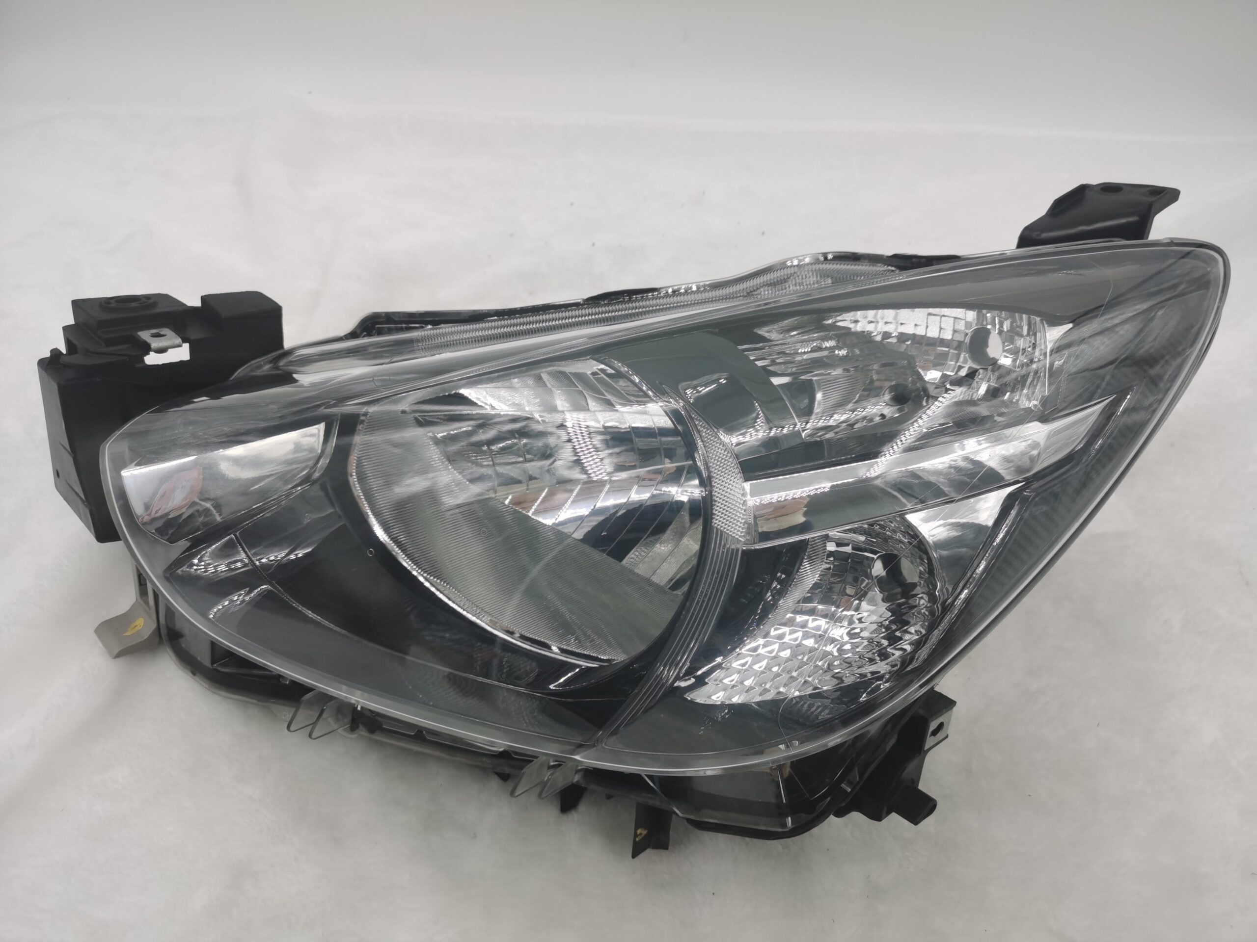 Mazda 2 2014-2019 HALOGEN L.H.S HEADLIGHT ASSEMBLY