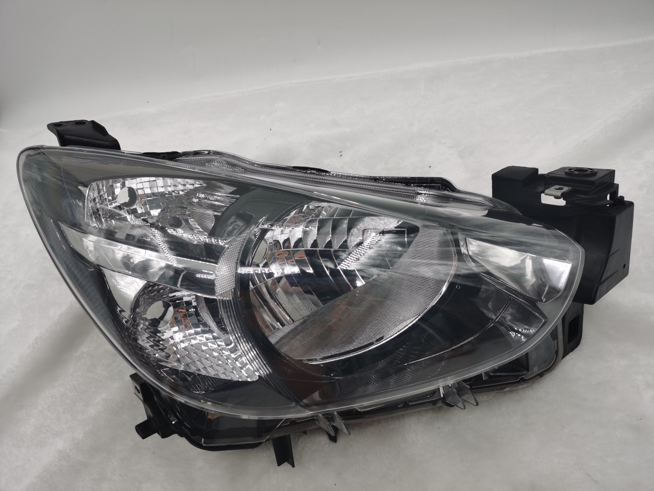 Mazda 2 2014-2019 HALOGEN R.H.S HEADLIGHT ASSEMBLY