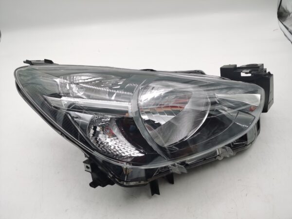 Mazda 2 2014-2019 HALOGEN R.H.S HEADLIGHT ASSEMBLY