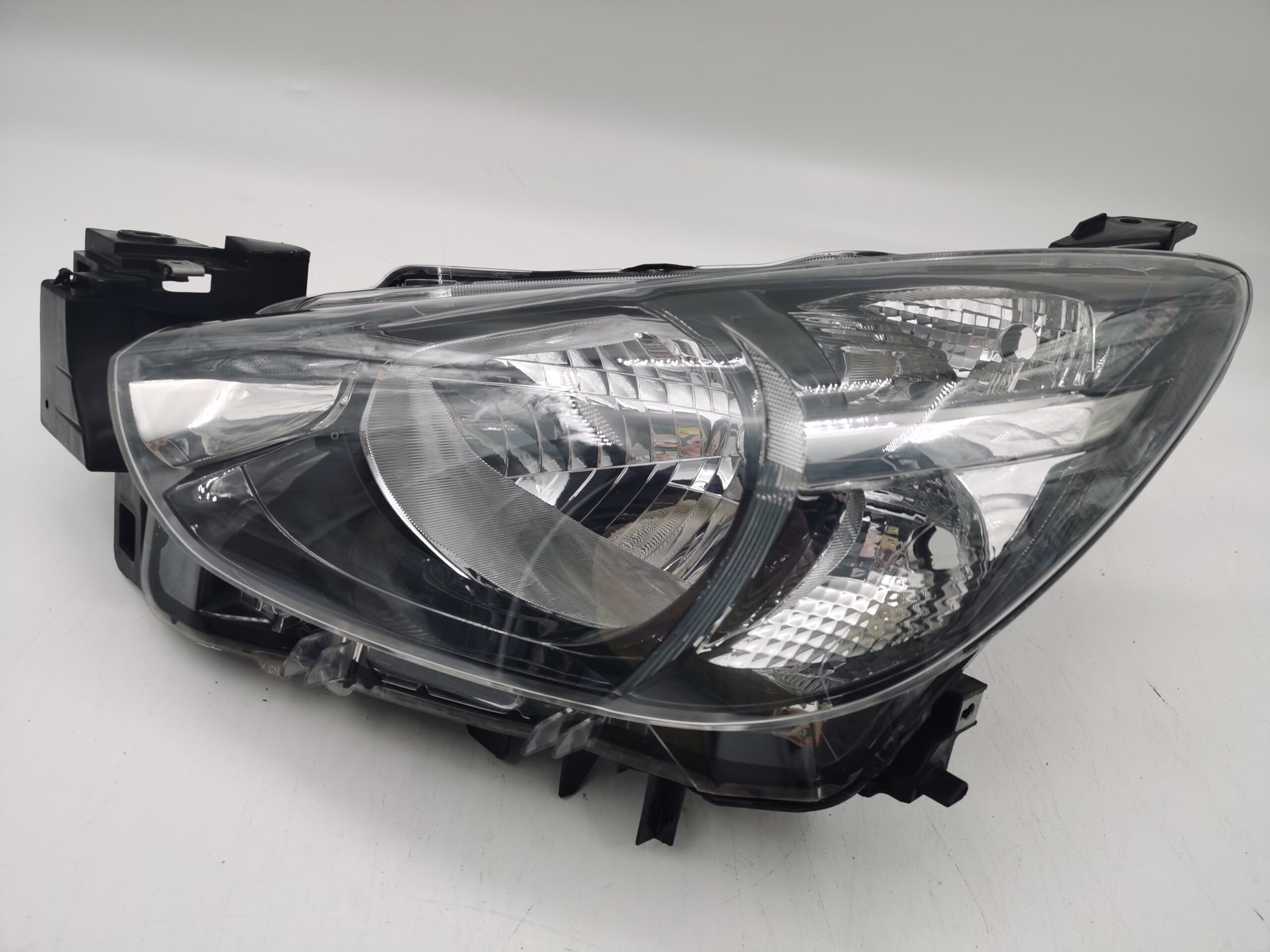 Mazda 2 2014-2019 HALOGEN L.H.S HEADLIGHT ASSEMBLY