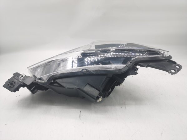 Mazda 2 2014-2019 HALOGEN R.H.S HEADLIGHT ASSEMBLY