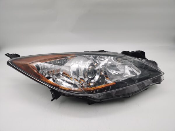 Mazda 3 2010-2013 HALOGEN R.H.S HEADLIGHT ASSEMBLY