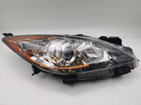 Mazda 3 2010-2013 HALOGEN R.H.S HEADLIGHT ASSEMBLY