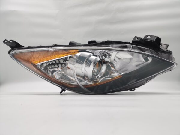 Mazda 3 2010-2013 HALOGEN R.H.S HEADLIGHT ASSEMBLY