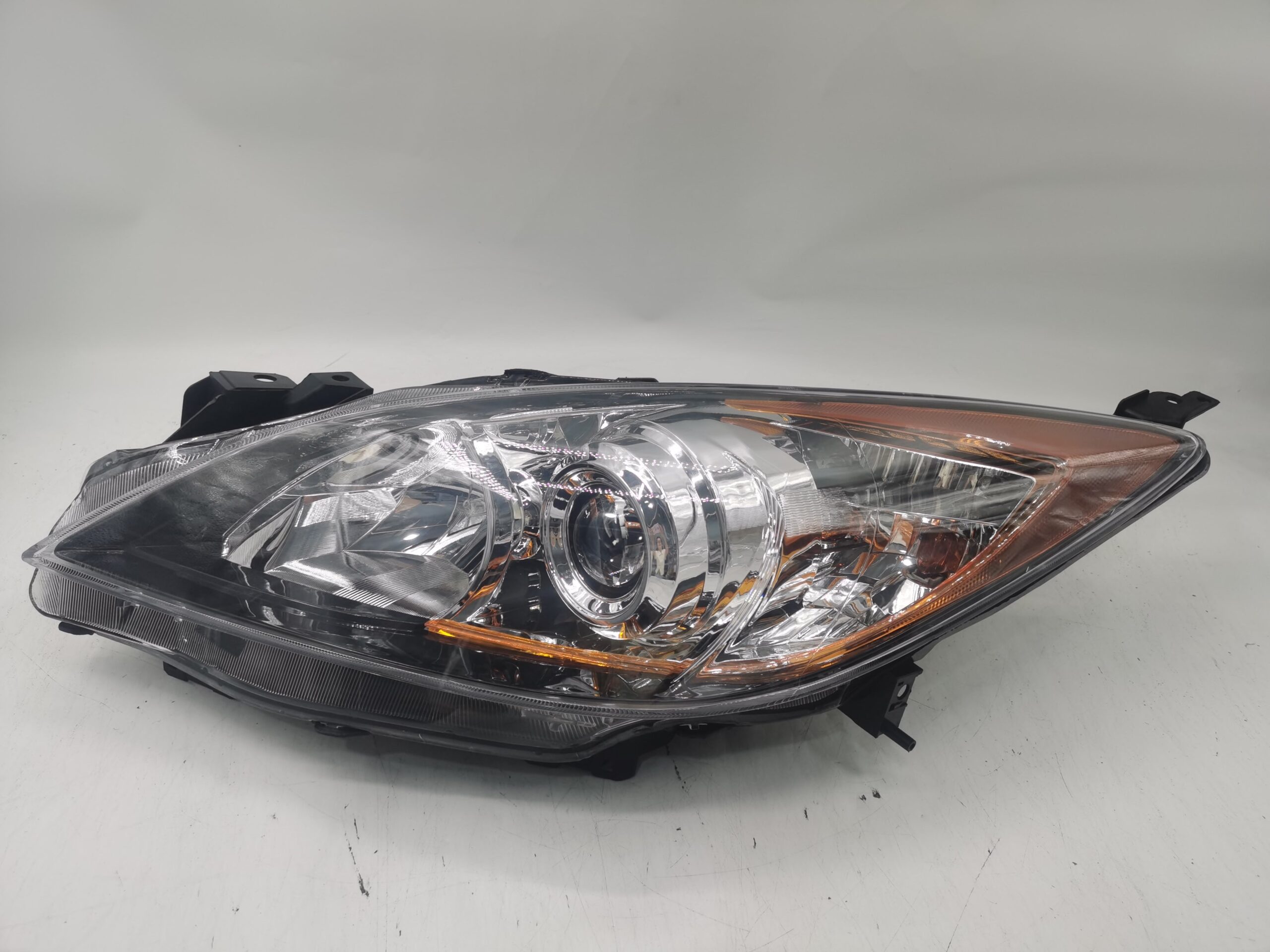 Mazda 3 2010-2013 HALOGEN L.H.S Headlight Assembly