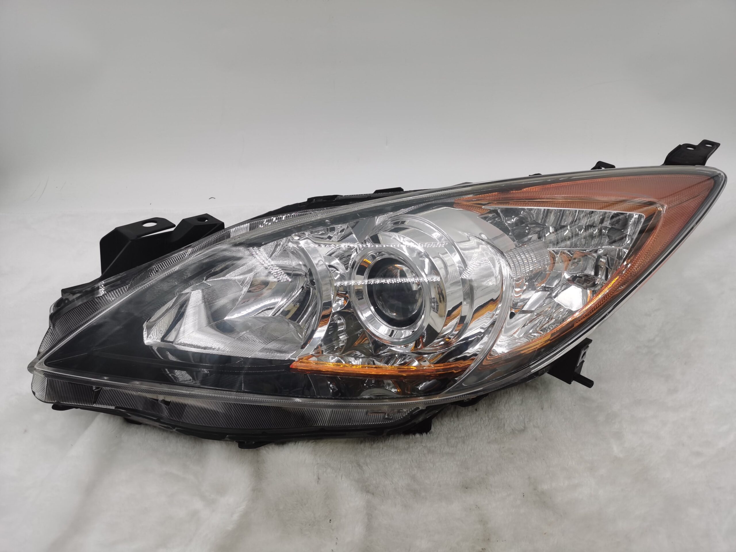 Mazda 3 2010-2013 HALOGEN L.H.S Headlight Assembly