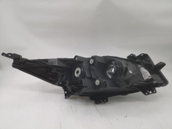 Mazda 3 2010-2013 HALOGEN L.H.S Headlight Assembly