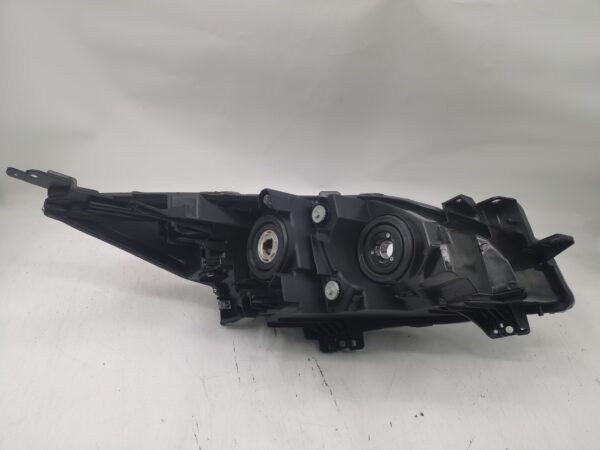 Mazda 3 2010-2013 HALOGEN L.H.S Headlight Assembly