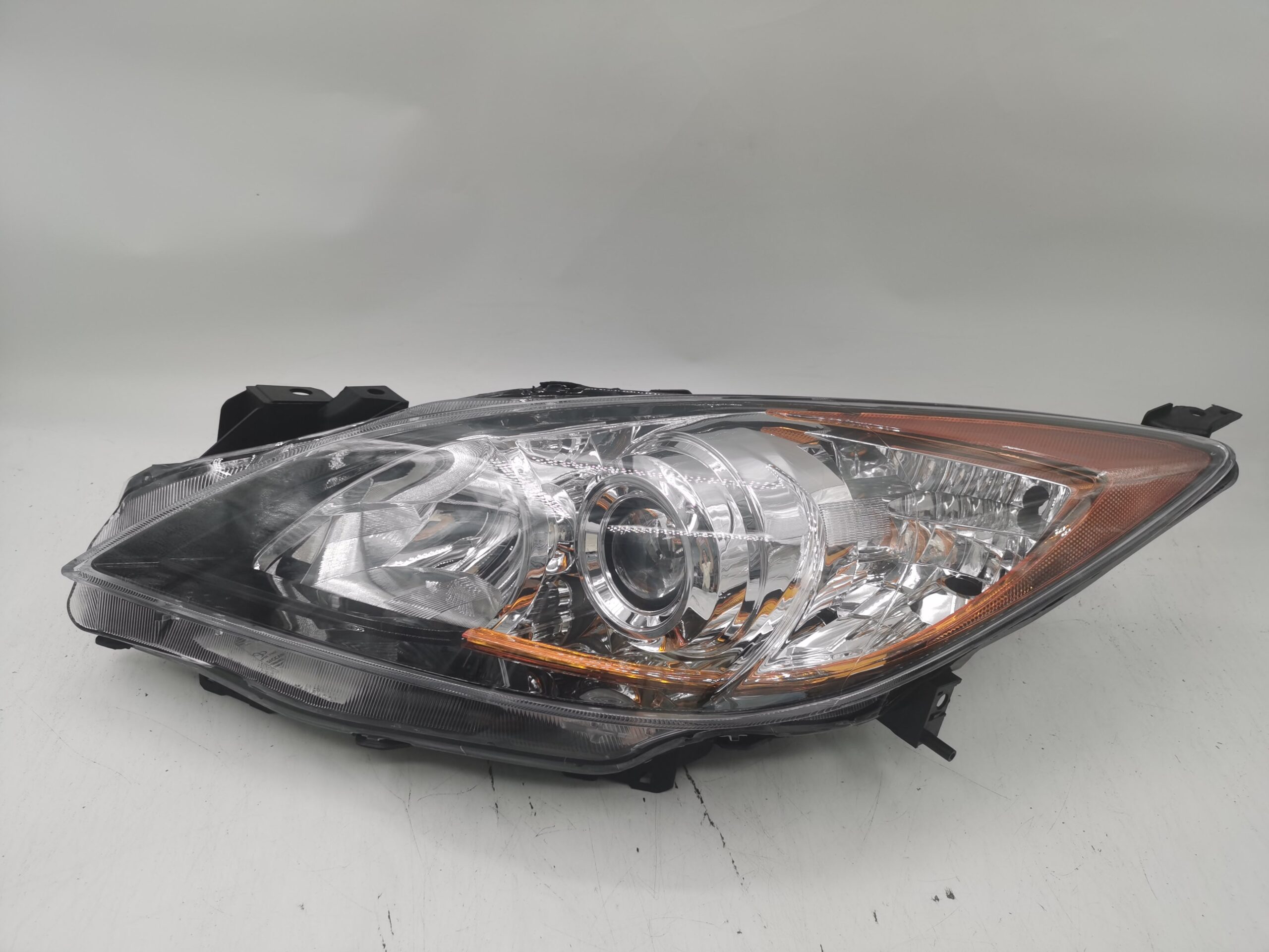 Mazda 3 2010-2013 HALOGEN L.H.S Headlight Assembly